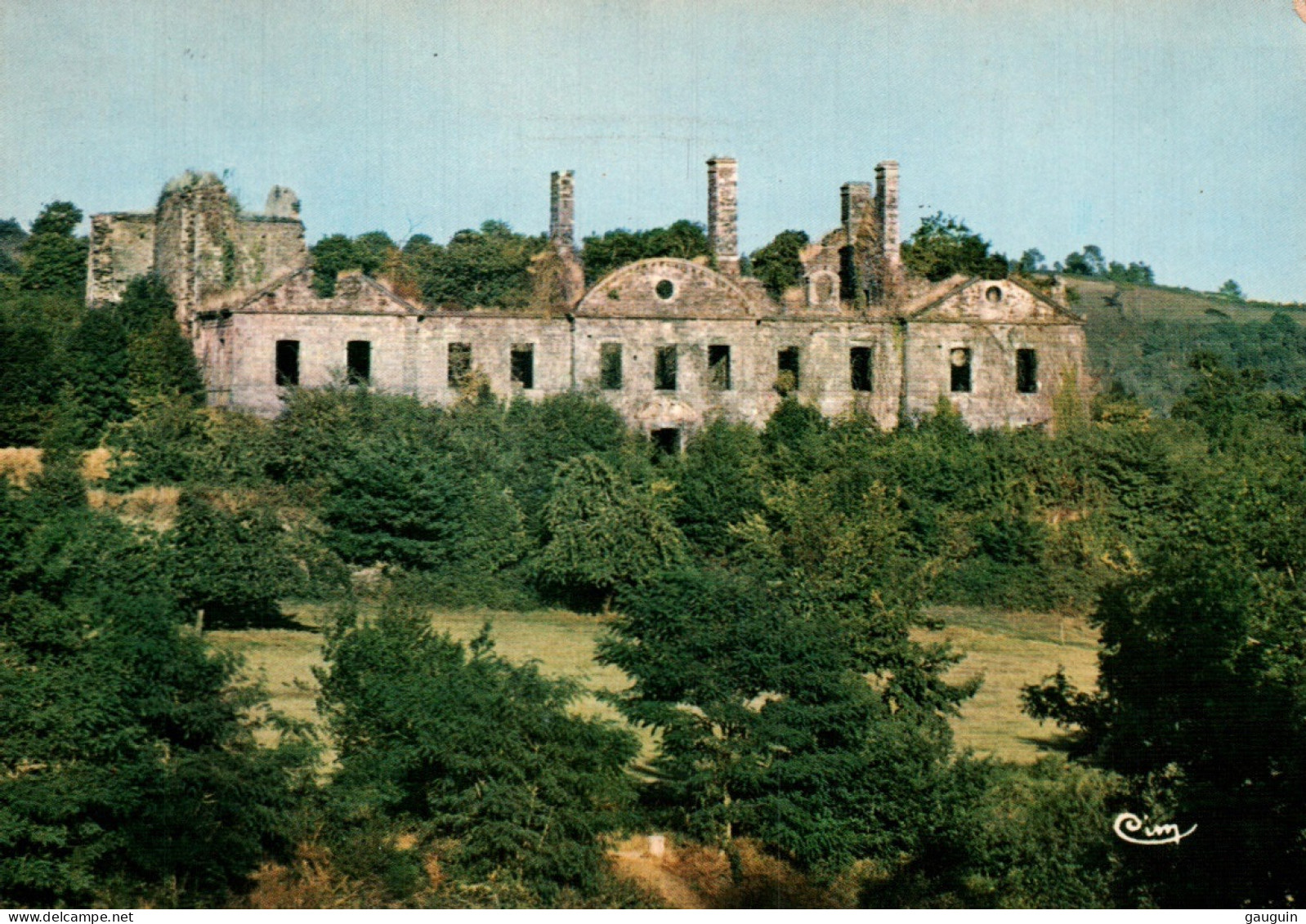 CPM - GOUAREC - Abbaye De Bon-Repos ... LOT 2 CP à Saisir - Gouarec