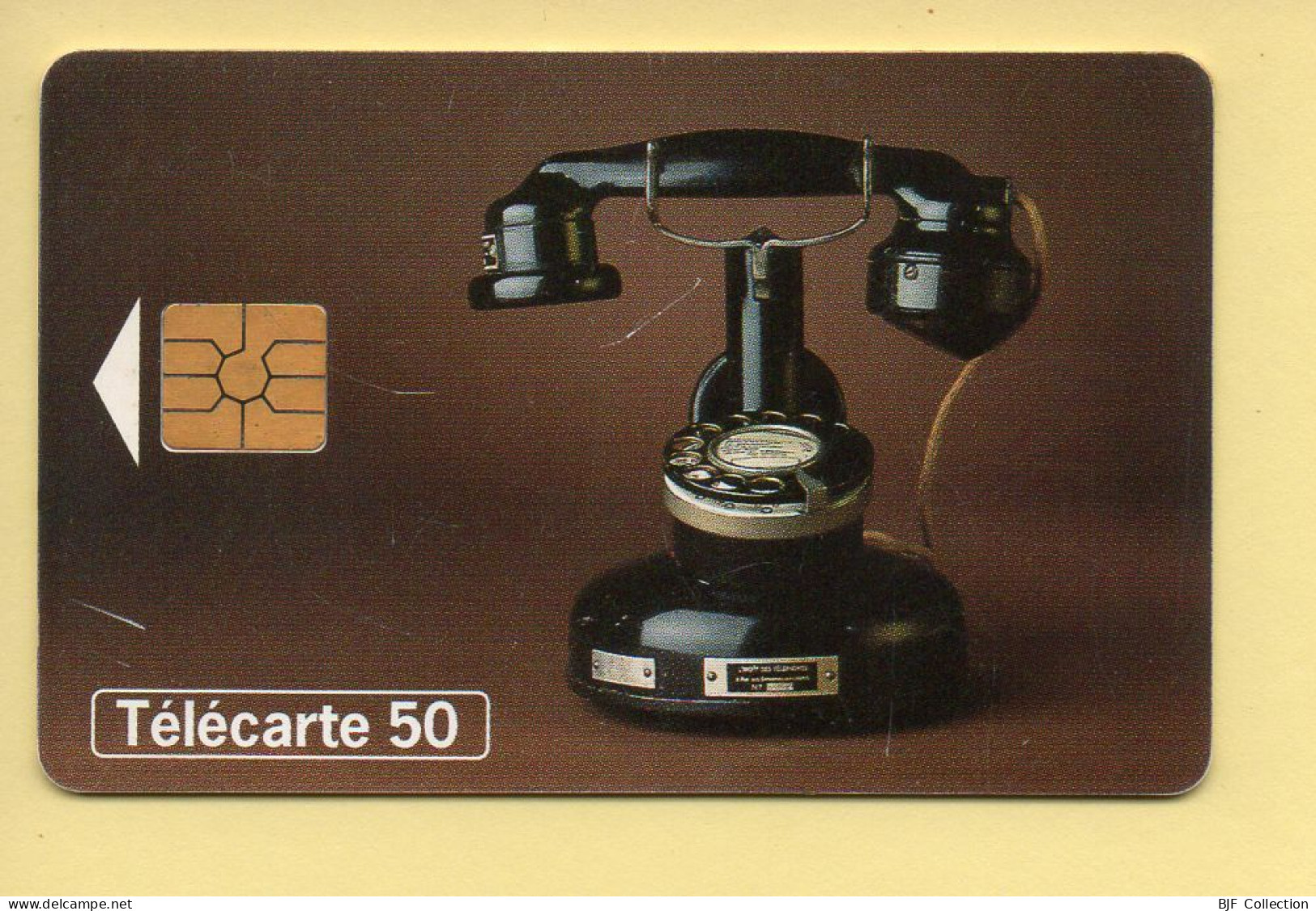 Télécarte 1998 : Téléphone PTT 24 / 50 Unités (voir Puce Et Numéro Au Dos) - 1998