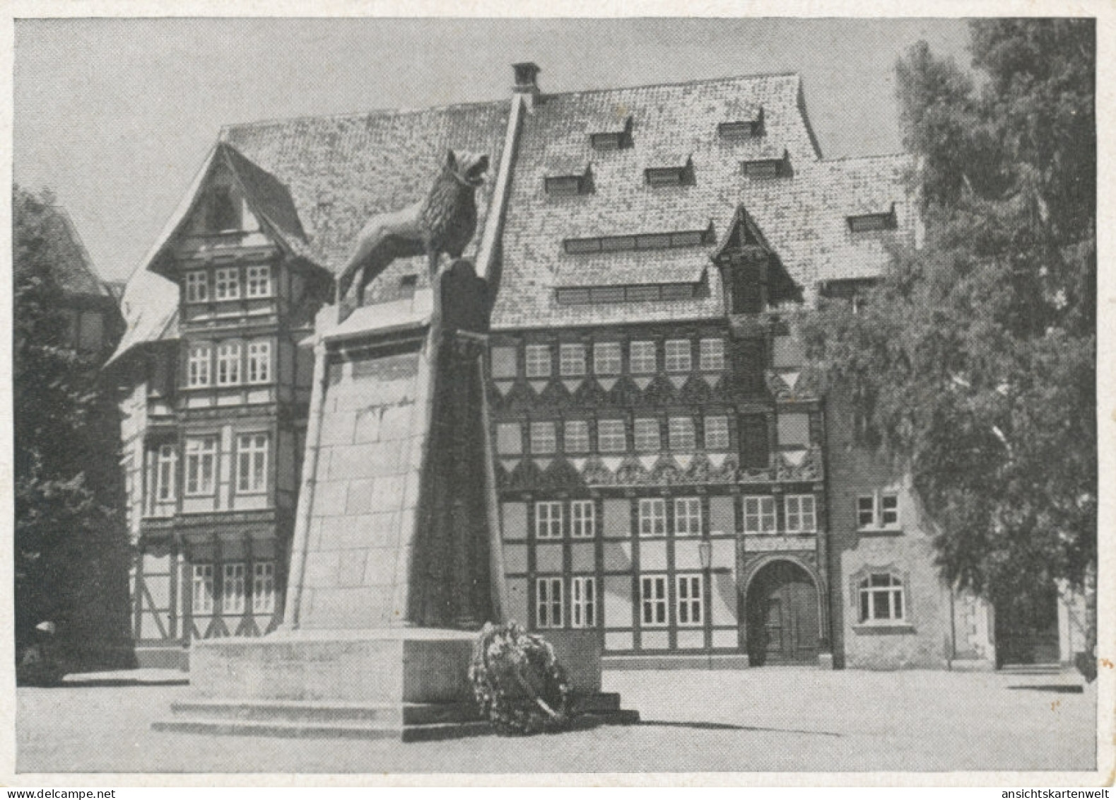 Braunschweig Gildehaus Und Burglöwe Ngl #102.713 - Other & Unclassified