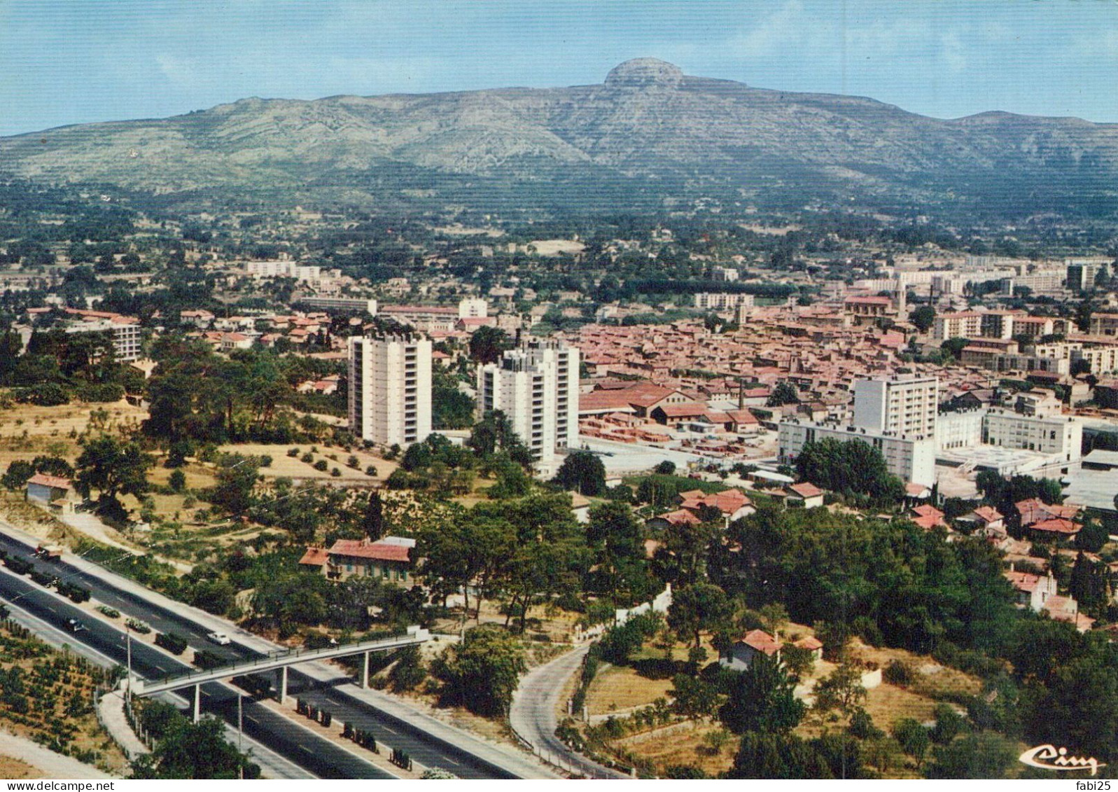 AUBAGNE VUE AERIENNE ANTOUTOUTE LES 3 FENESTRES LA GARLABAR - Aubagne