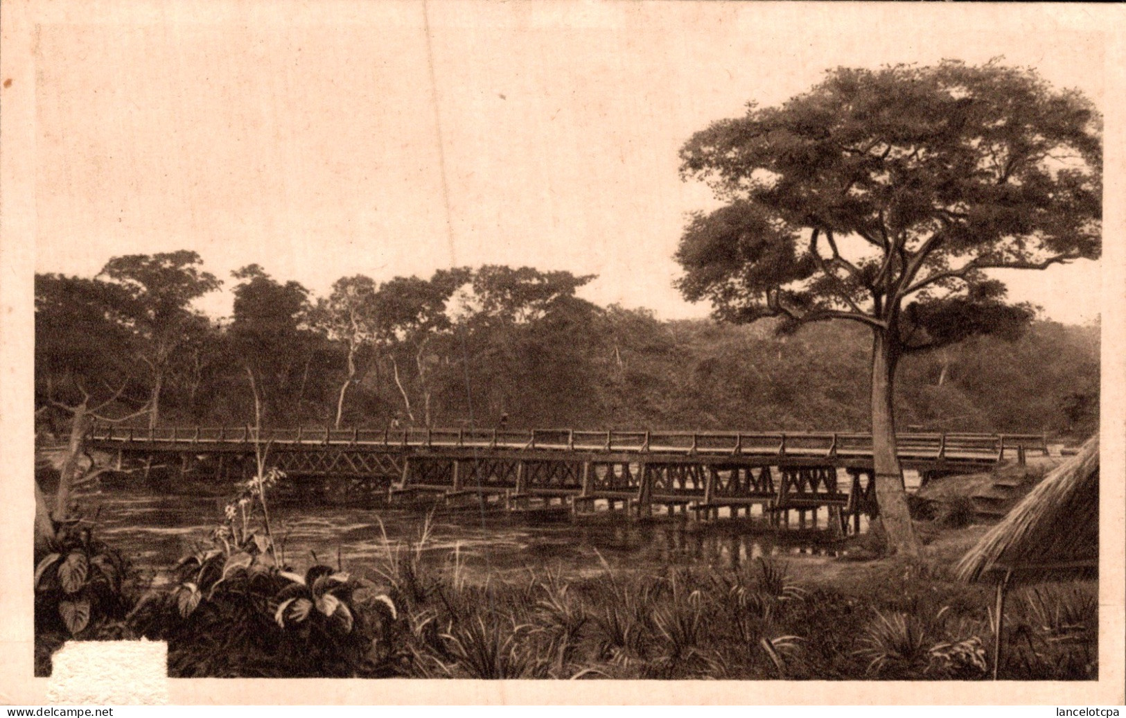 BRAZZAVILLE / PONT DE BOIS SUR LE DJOUE - Brazzaville