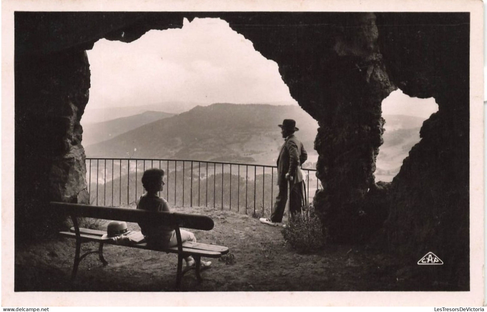 FRANCE - Les Grottes De Châteauneuf - Vue Vers Saint Nectaire - Carte Postale Ancienne - Saint Nectaire