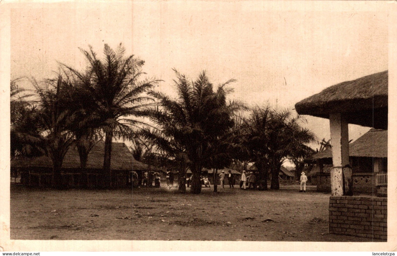 ENVIRONS BRAZZAVILLE / VILLAGE BAKONGO DE MAFOUTO - Brazzaville