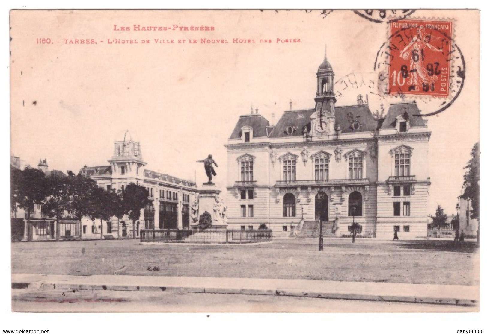 TARBES - L'Hotel De Ville Et Le Nouvel Hotel  - Tarbes