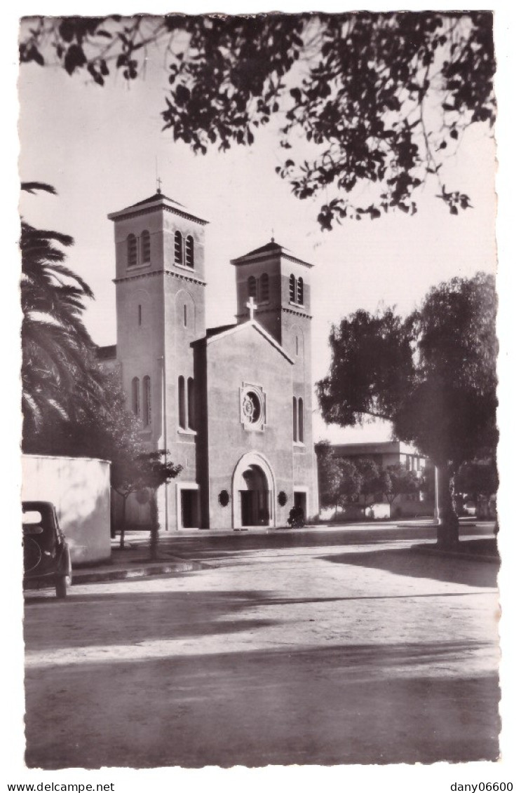 MAROC - OUJDA - L'église Saint Louis (carte Photo) - Sonstige & Ohne Zuordnung