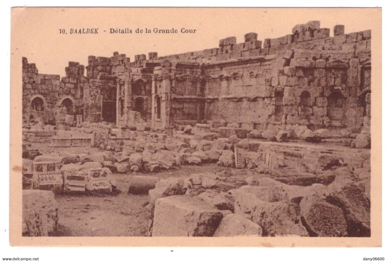 SYRIE - BAALBEK - Détail De La Grande Cour - Syria