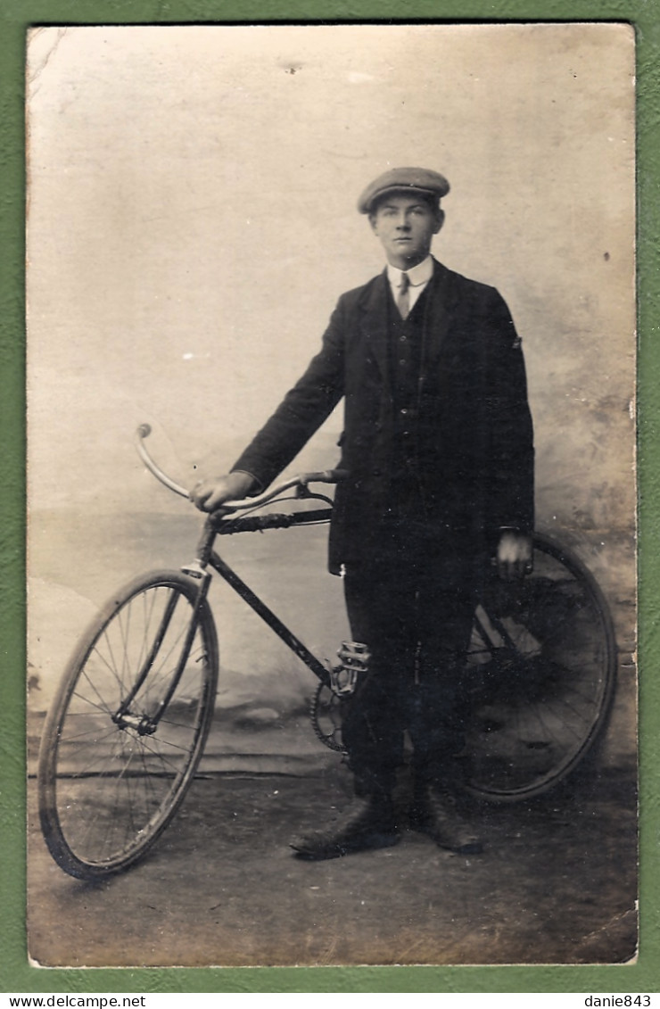 CARTE PHOTO -  CYCLISTE ET SON VÉLO - Wielrennen