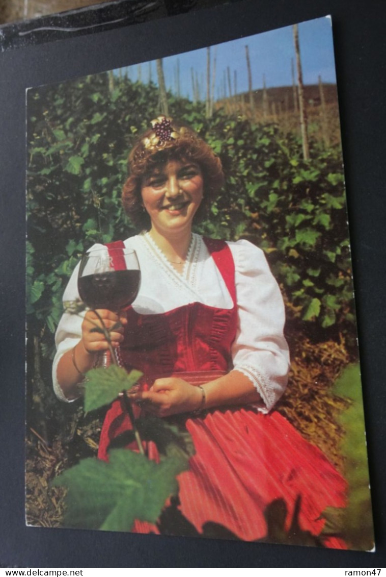 Annegret Neiss - Gebeitsweinkönigin Ahr 1983/84 - Foto Hans Jürgen Vollrath, Bad Neuenahr-Ahrweiler - Europa