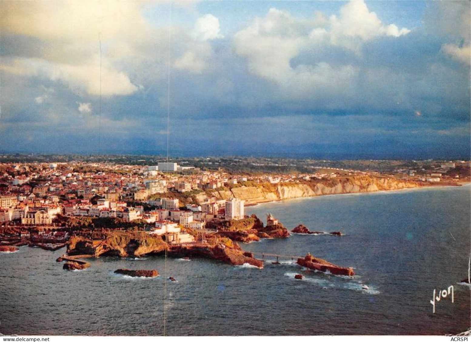 BIARRITZ Coucher De Soleil Sur La Ville On Distingue Au Premier Plan Le Rocher De La Vierge 5(scan Recto-verso) MA1305 - Biarritz