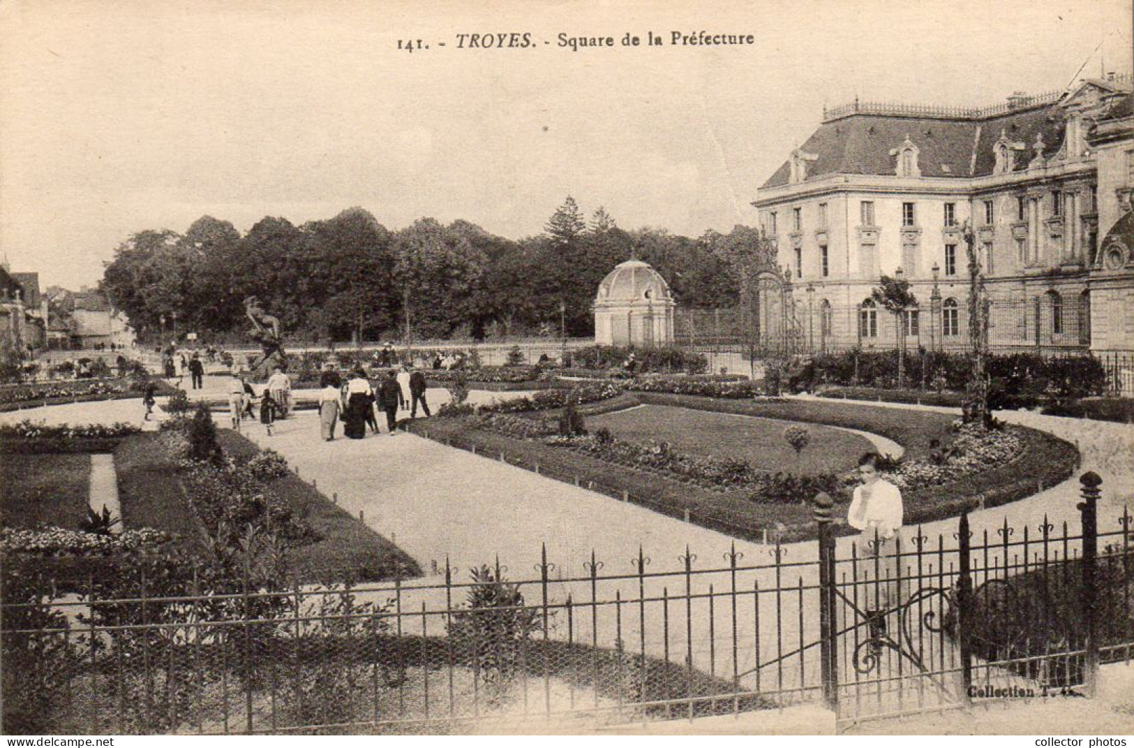 Troyes, France 1900s. Set Of 5 Unused Genuine Postcards [de42666] - Colecciones Y Lotes