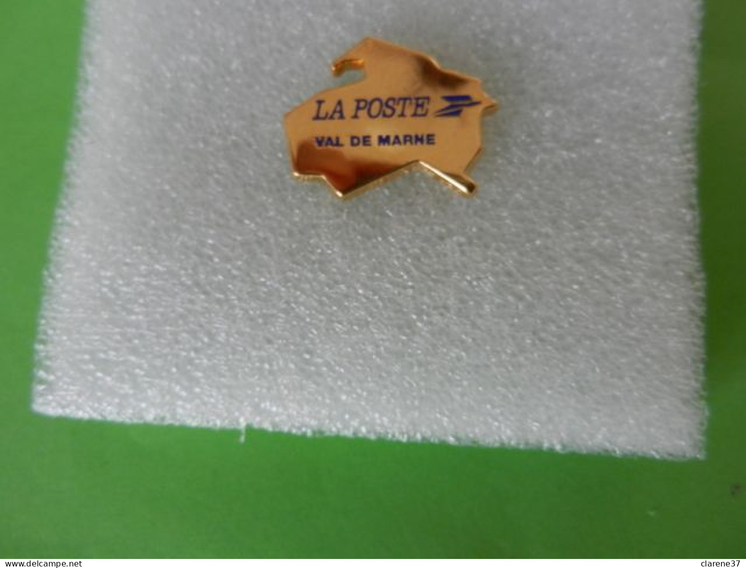 PIN 'S LA POSTE VAL DE MARNE - Postwesen