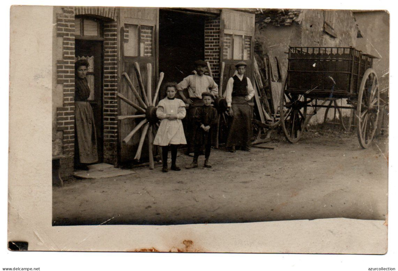 Fabricant De Roues De Charrettes. Carte Photo Animée Non Située - Artisanat