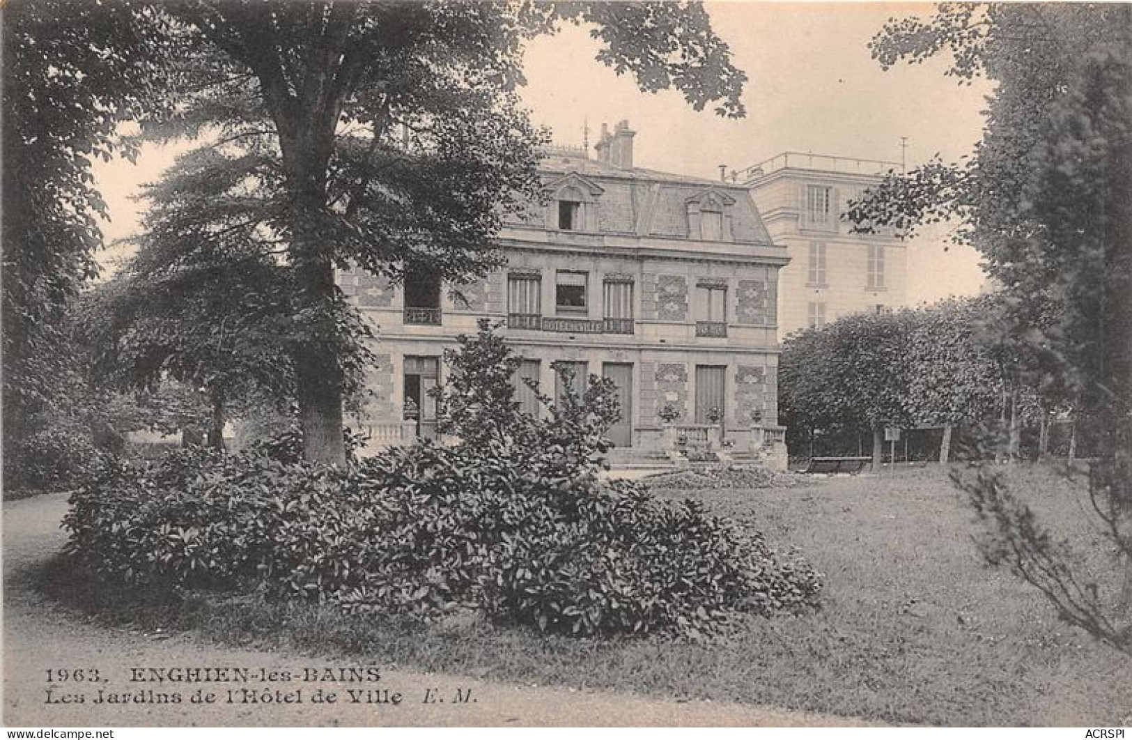 ENGHIEN LES BAINS Les Jardins De L Hotel De Ville 6(scan Recto-verso) MA1408 - Enghien Les Bains