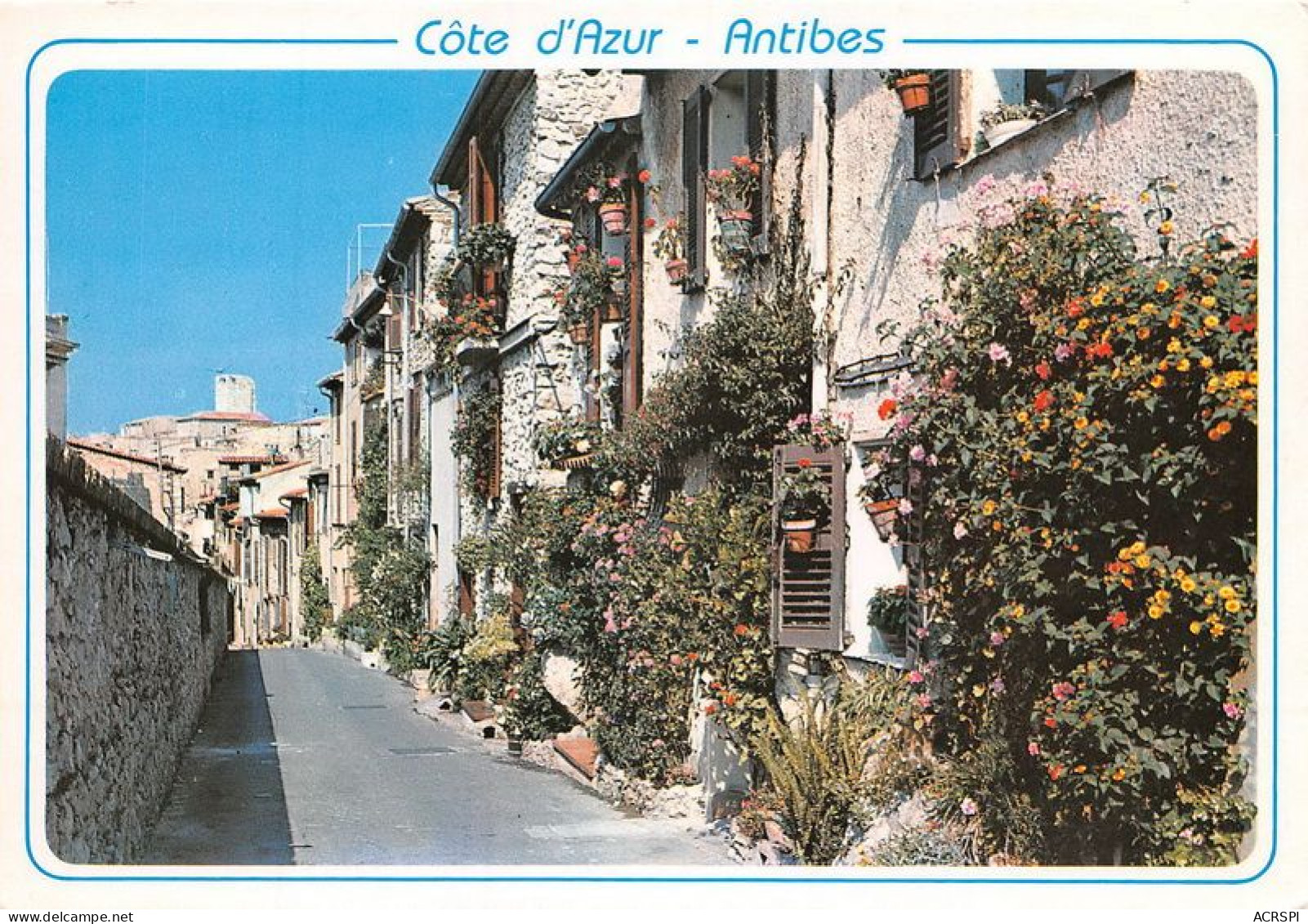 ANTIBES Une Vieille Rue Pittoresque Et Fleurie 21(scan Recto-verso) MA1434 - Antibes - Oude Stad