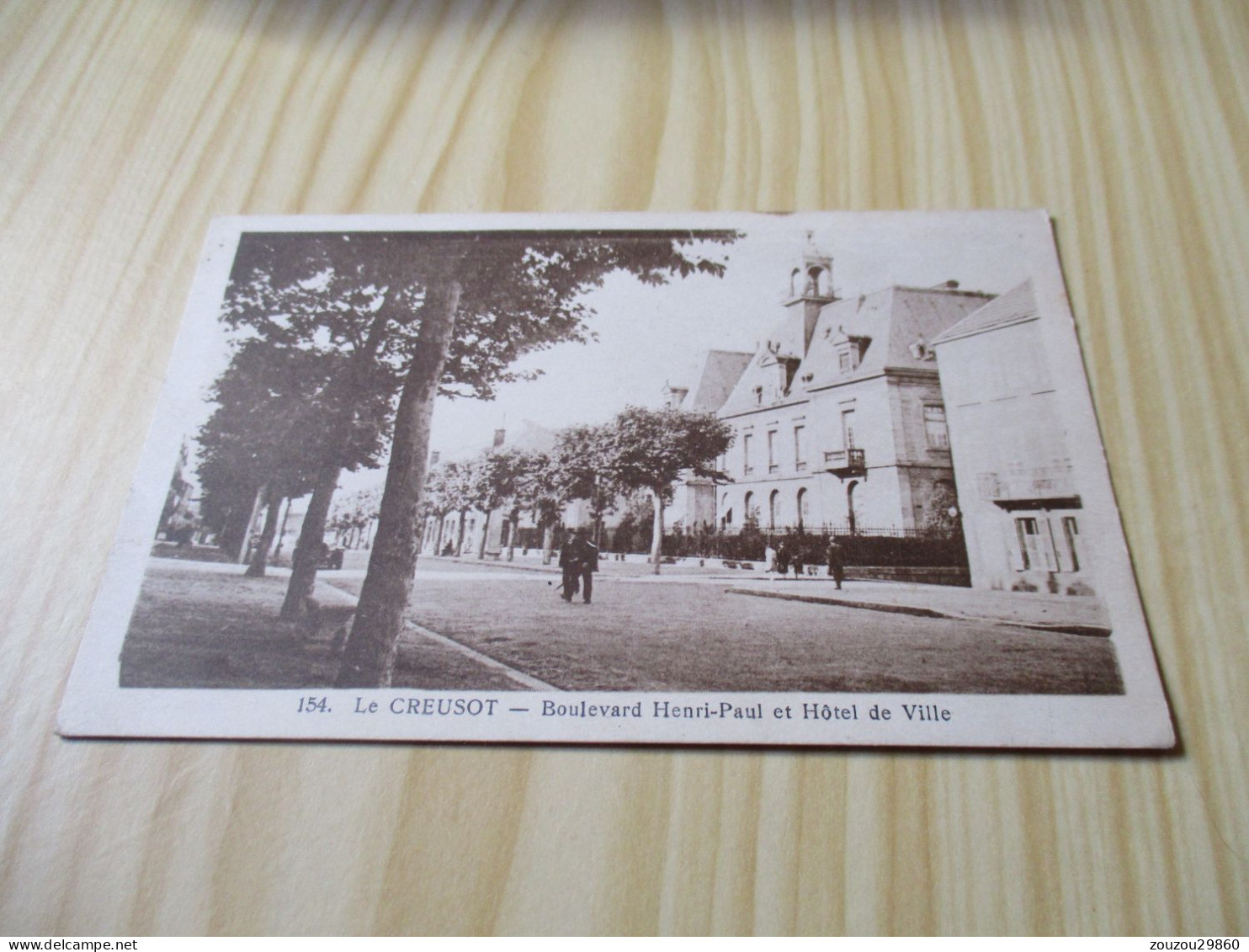 CPA Le Creusot (71).Boulevard Henri-Paul Et Hôtel De Ville - Carte Animée. - Le Creusot