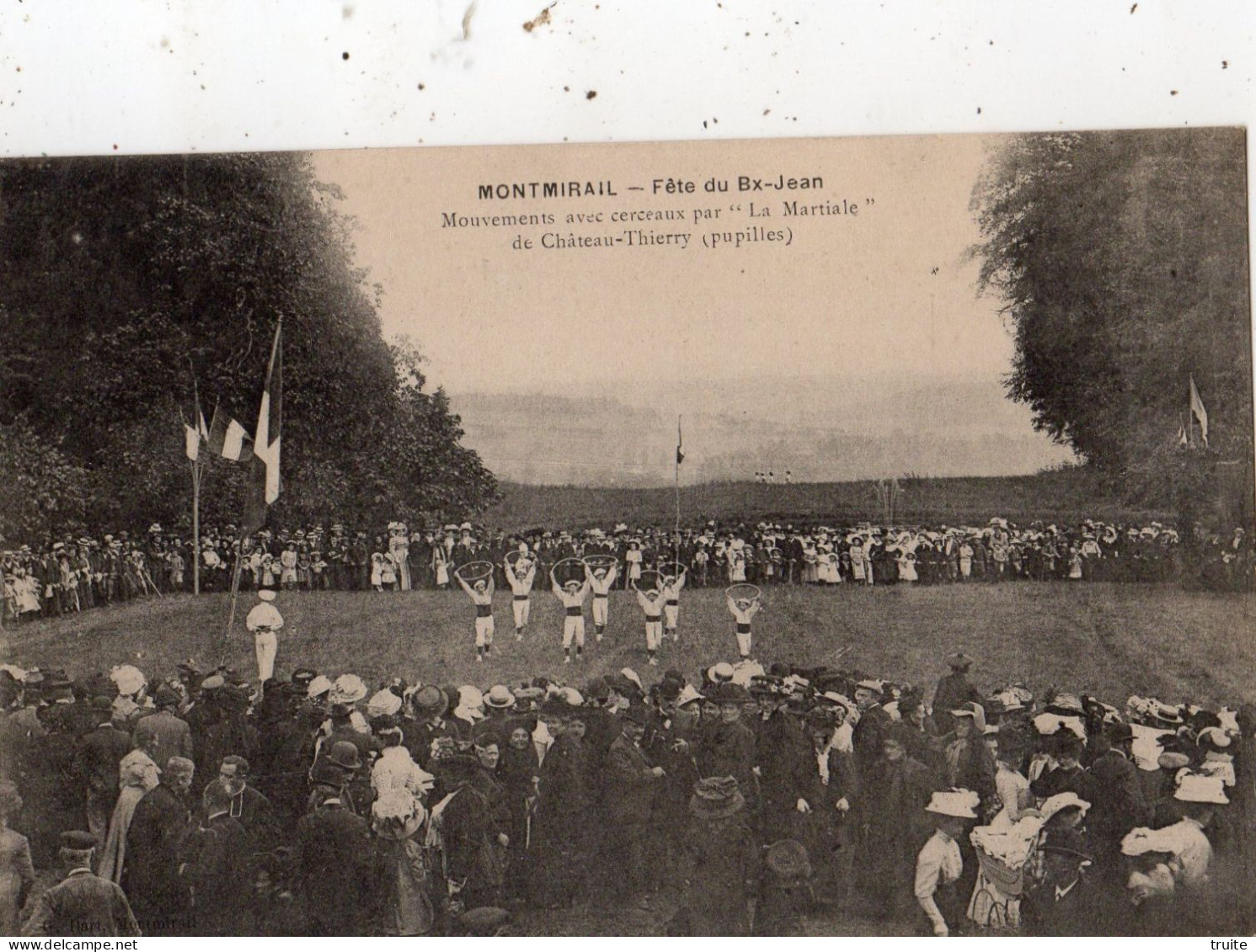 MONTMIRAIL FETE DU BX-JEAN MOUVEMENT AVEC CERCEAUX PAR " LA MARTIALE " DE CHATEAU-THIERRY ( PUPILLES ) - Montmirail