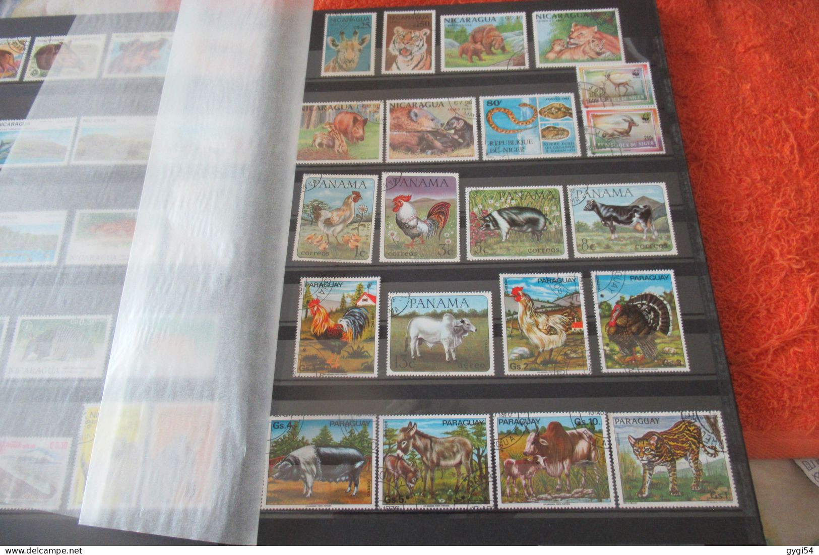 thème FAUNE TIMBRES 1ER CHOIX  DANS CE CLASSEUR