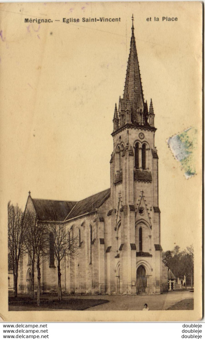 D33   MERIGNAC  Eglise Saint Vincent Et La Place - Merignac