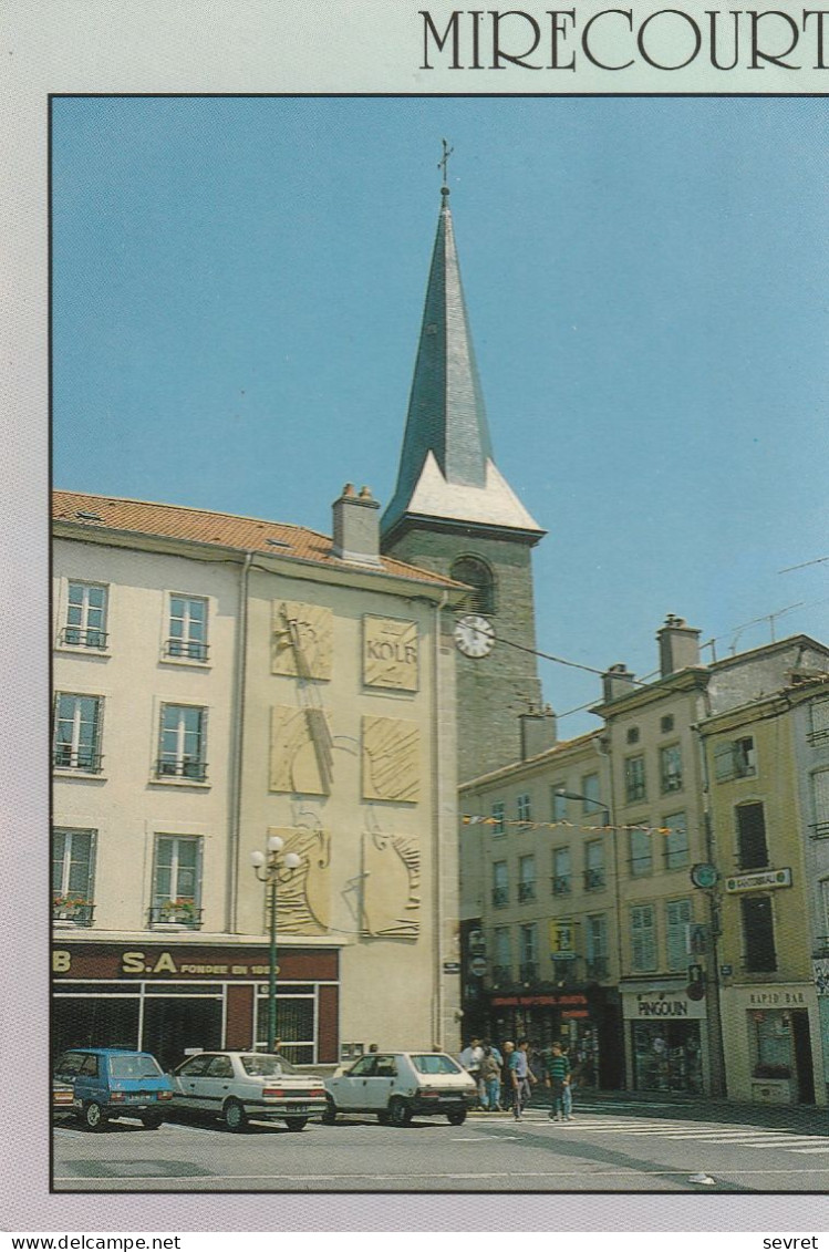 MIRECOURT . -  Place Thiers . CPM RARE - Mirecourt