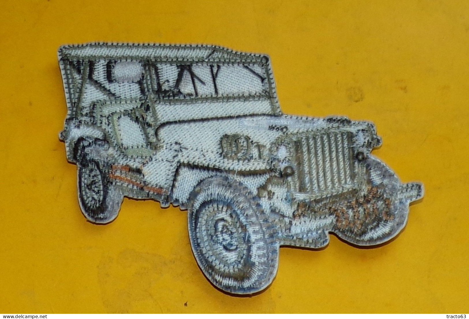 TISSU PATCH : JEEP ARMEE AMERICAINE , DIMENSION 9 CM , BON ETAT VOIR PHOTO . POUR TOUT RENSEIGNEMENT ME CONTACTER. REGAR - Stoffabzeichen