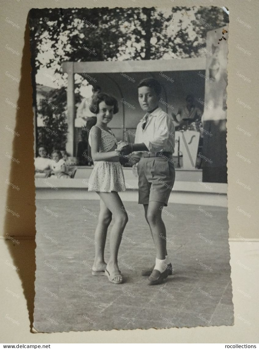 Italy Postcard Nice Couple Of Little Dancers Italia RICCIONE 1951. Piccoli Danzatori - Teramo