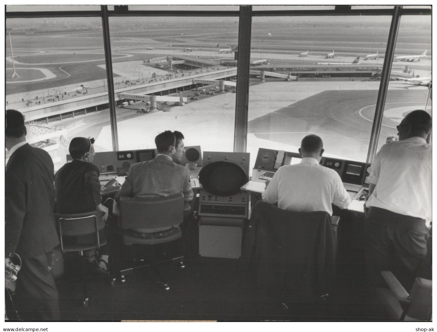 C5505/ Flughafen Amsterdam Schipohl Tower Foto 21,5 X 16 Cm 70er Jahre - Andere & Zonder Classificatie