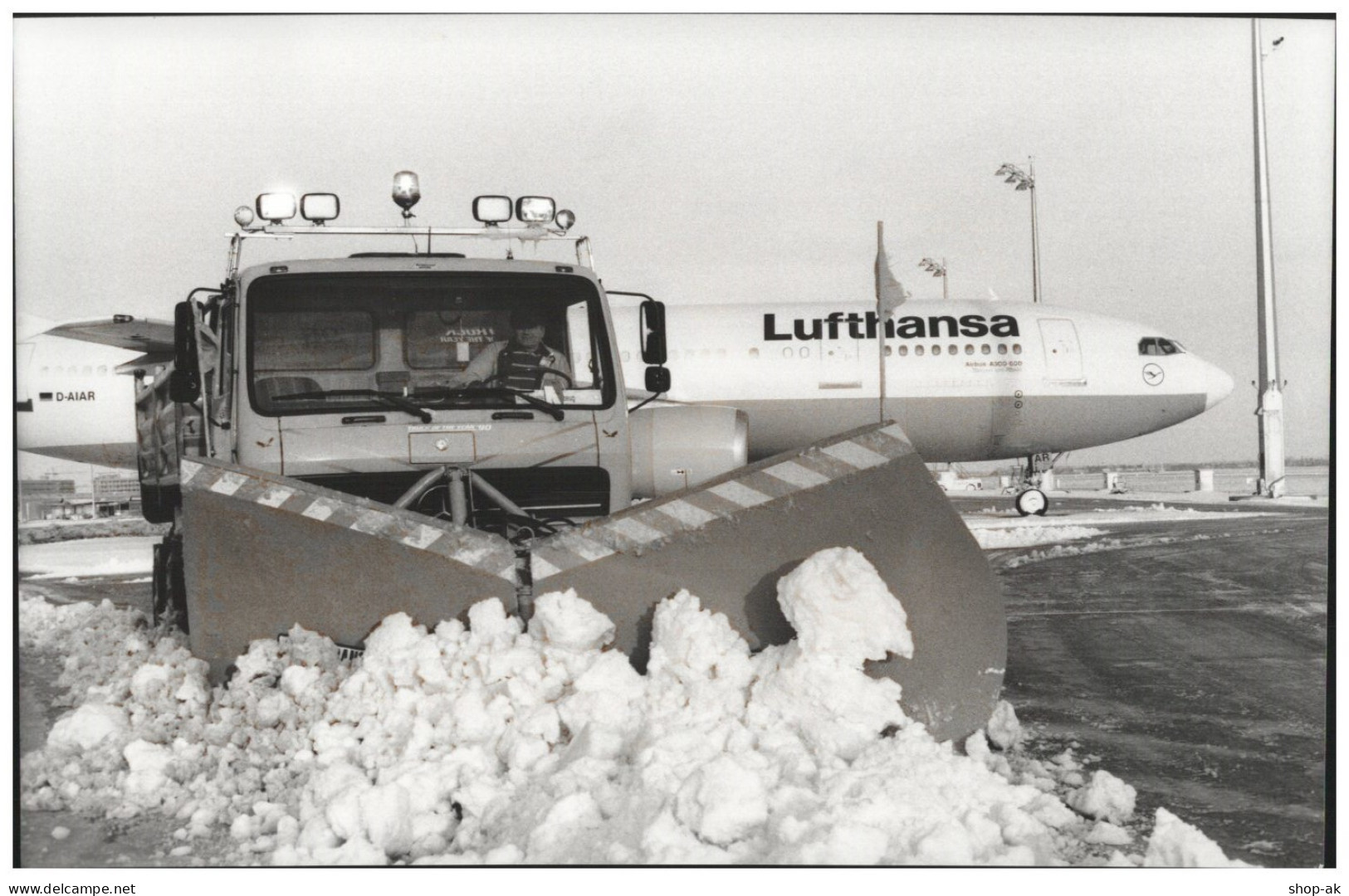 C5501/ Flughafen München Flugzeug Schneeräumung Foto 24 X 16 Cm 1993 - Autres & Non Classés