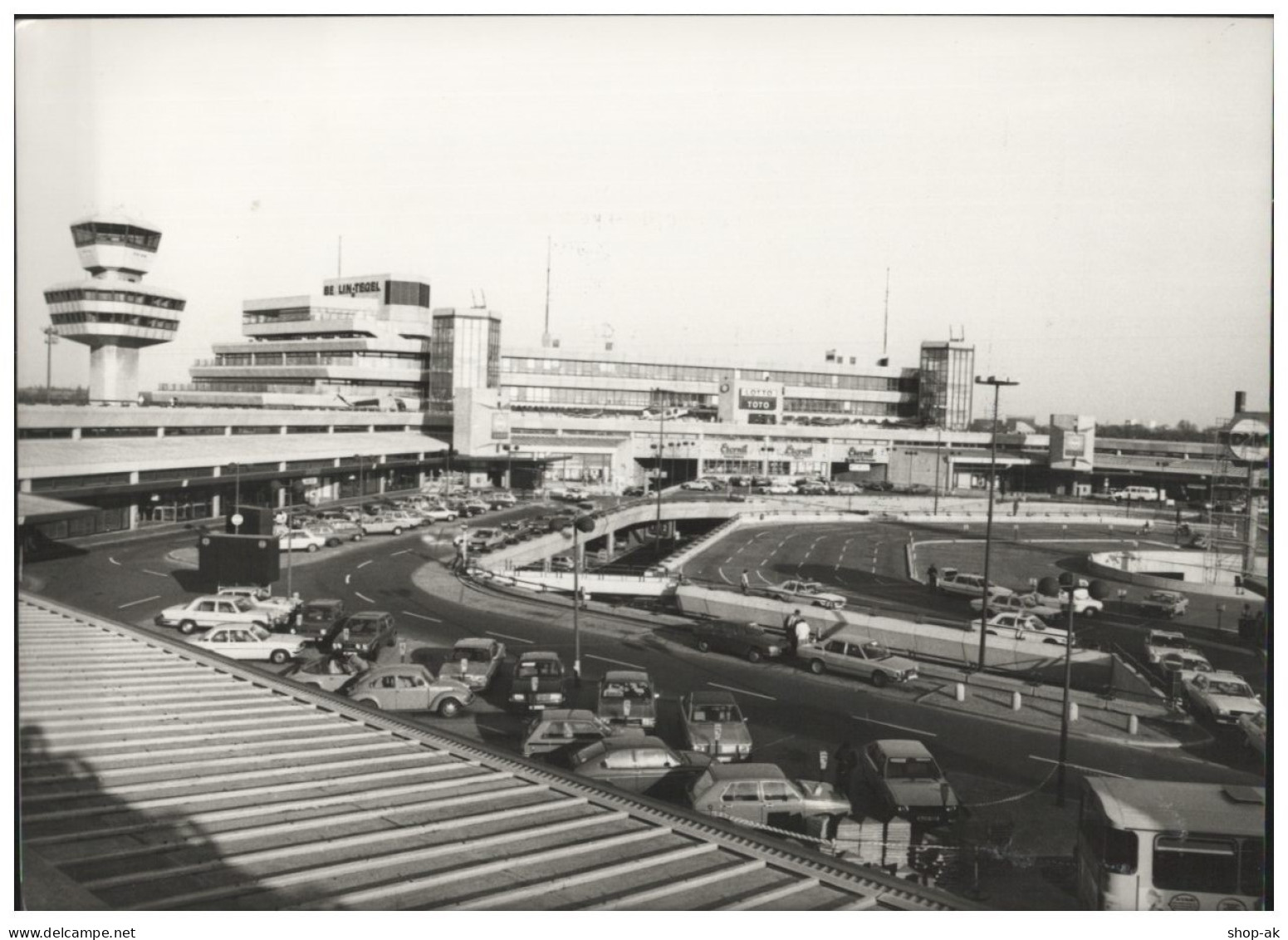 C5488/ Flughafen Berlin Tegel Foto 21,5 X 15 Cm 70er Jahre - Otros & Sin Clasificación