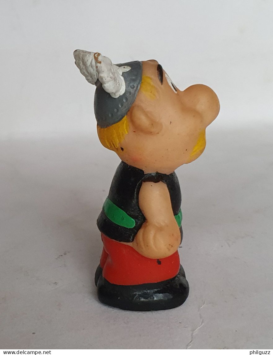 FIGURINE ASTERIX EMBOUT DE CRAYON 1967 Variante Modèle AILES POINTUES (2) - Asterix & Obelix