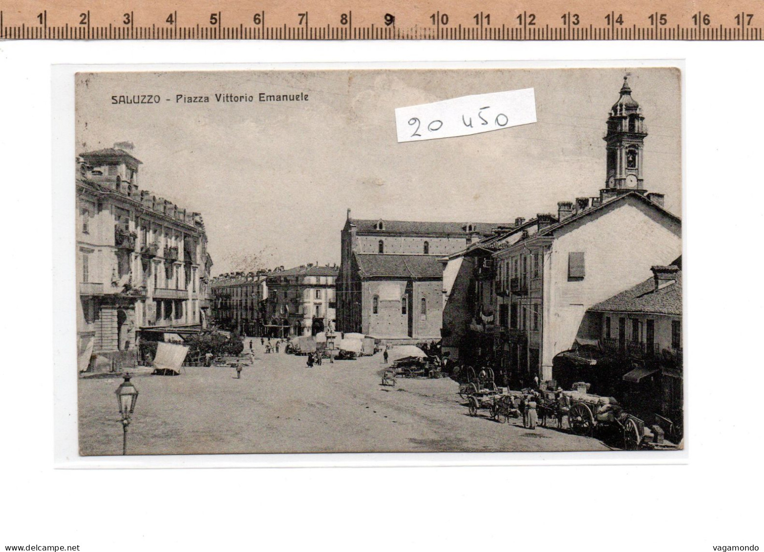 20450  SALUZZO PIAZZA VITTORIO EMANUELE ANIMATA CARRETTI 1933 - Cuneo