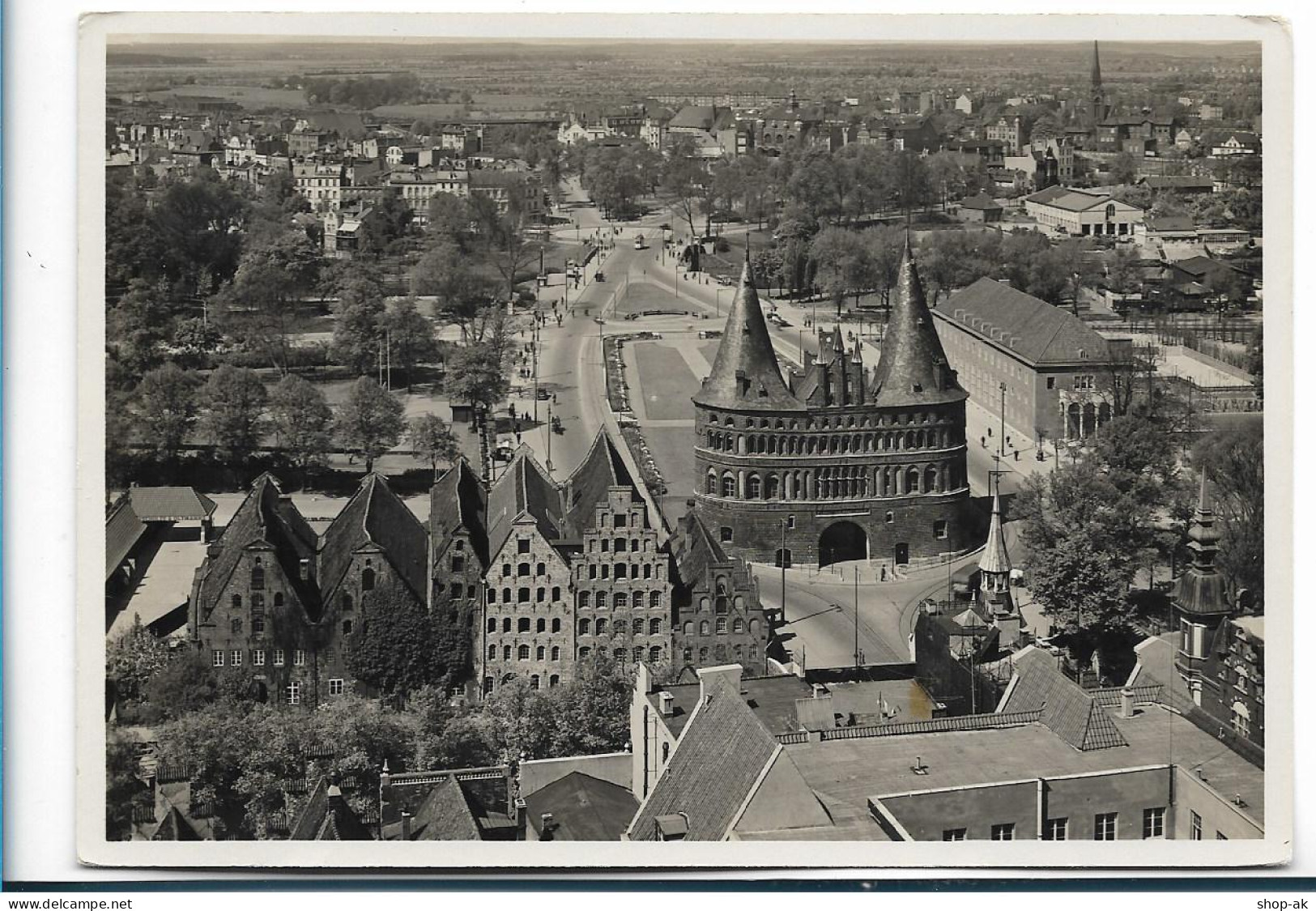 Y24860/ Lübeck Holstentor Foto AK 1937 - Lübeck-Travemünde