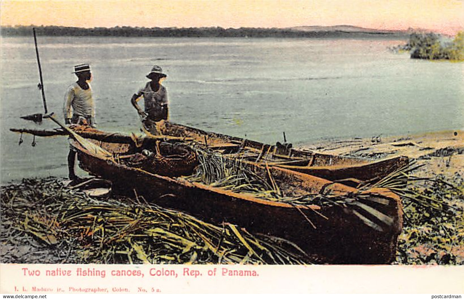 Panamá - COLÓN - Two Native Fishing Canoes - Publ. I. L. Maduro Jr. 5a - Panama