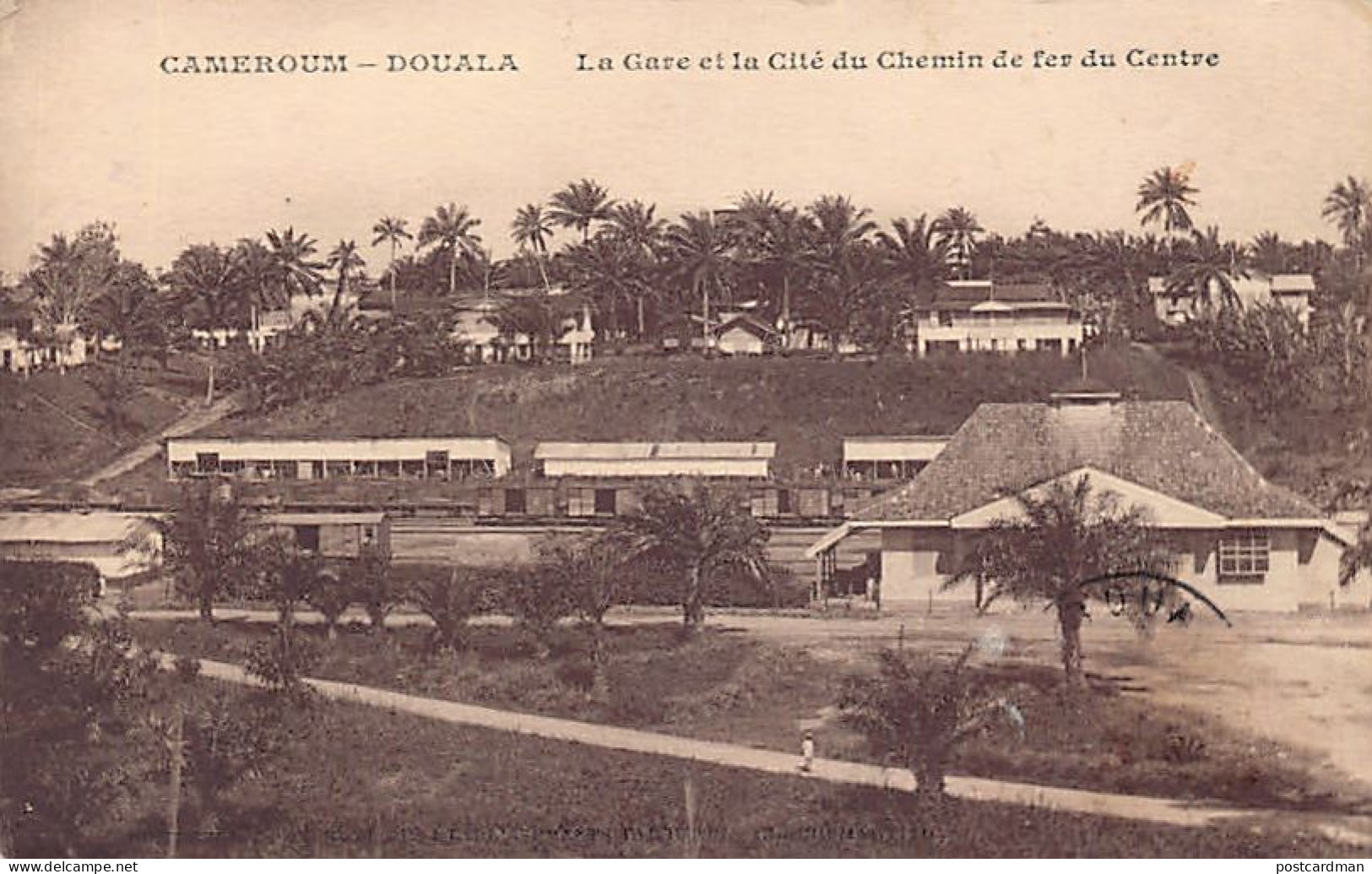 Cameroun - DOUALA - La Gare Et La Cité Du Chemin De Fer Du Centre - Ed. Tabourel  - Kameroen
