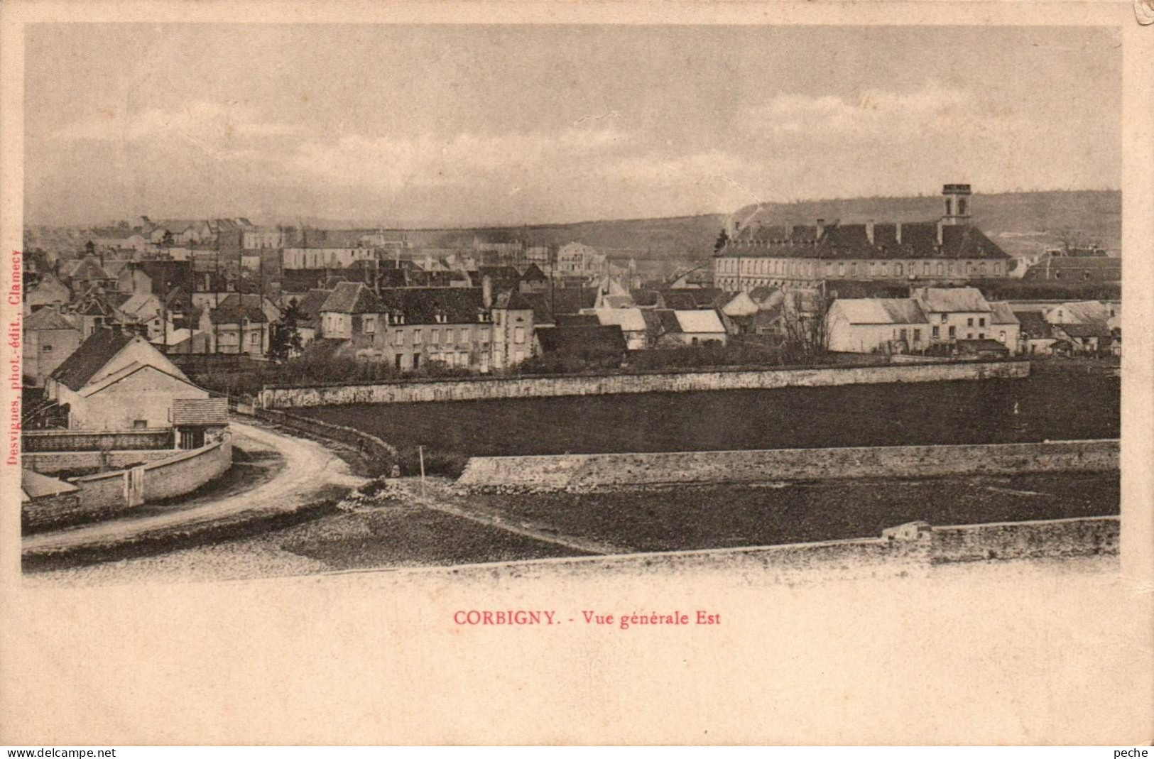 N°194 W -cpa Corbigny -vue Générale Est- - Corbigny