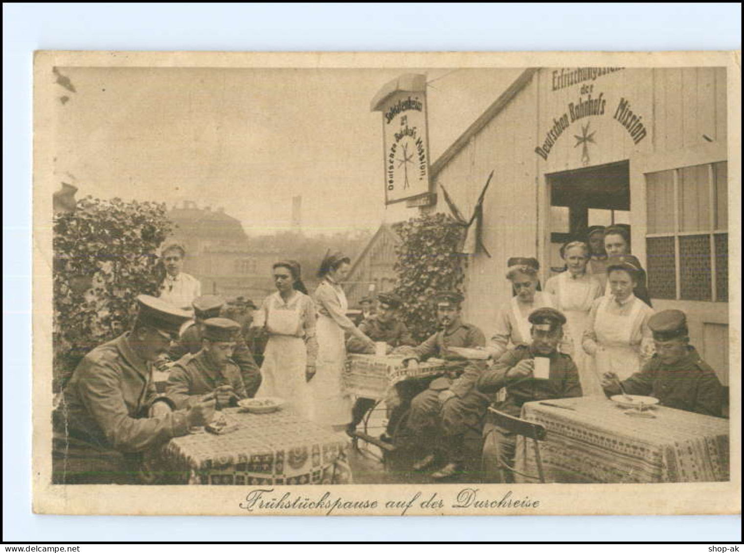 Y10944/ Deutsche Bahnhofsmission  Wohlfahrtkarte AK 1917 Soldaten Machen Pause - Guerre 1914-18