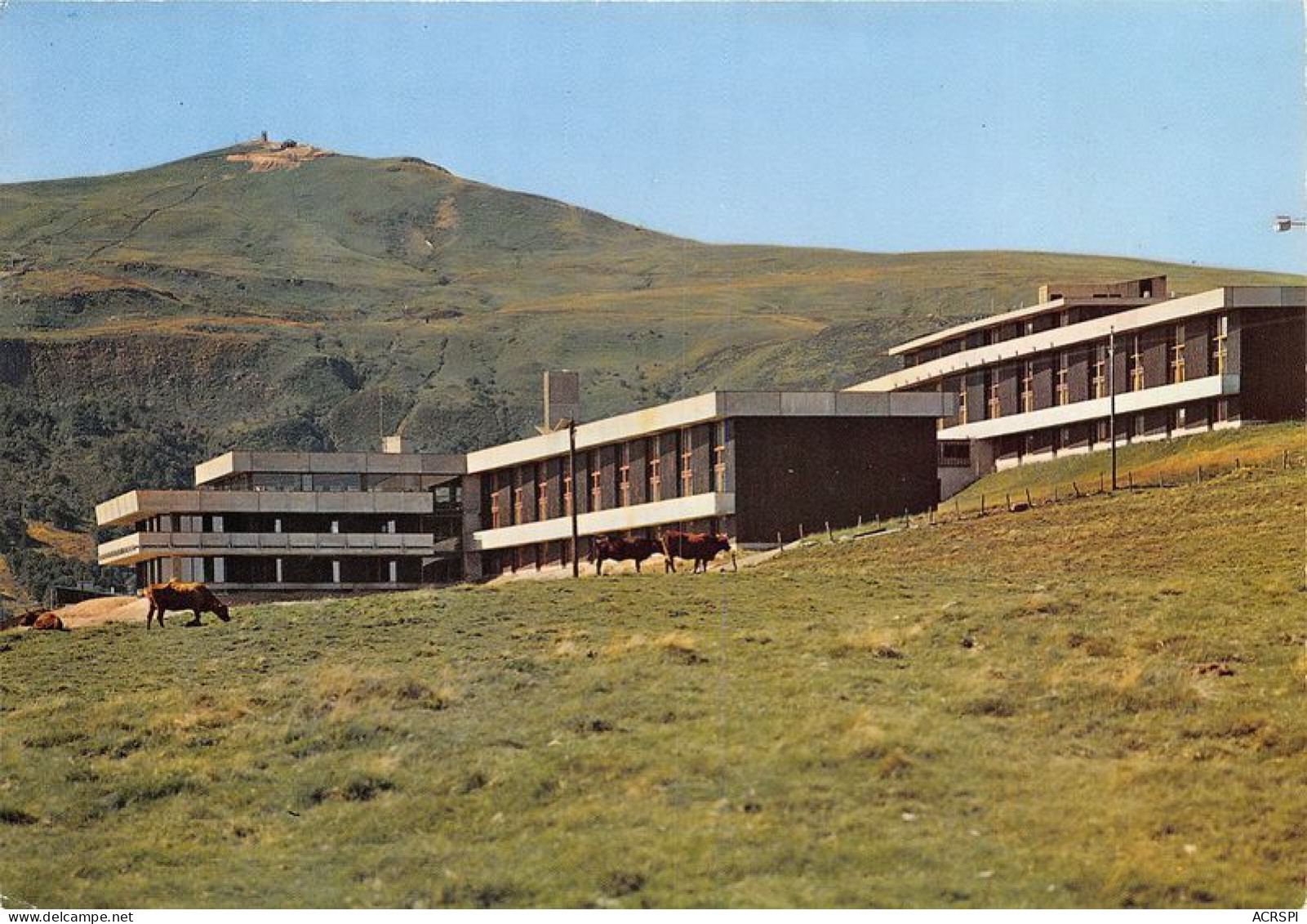 SUPER BESSE Village De Vacances EDF GDF Au Fond Le Puy De La Perdrix 9(scan Recto-verso) MA1500 - Besse Et Saint Anastaise