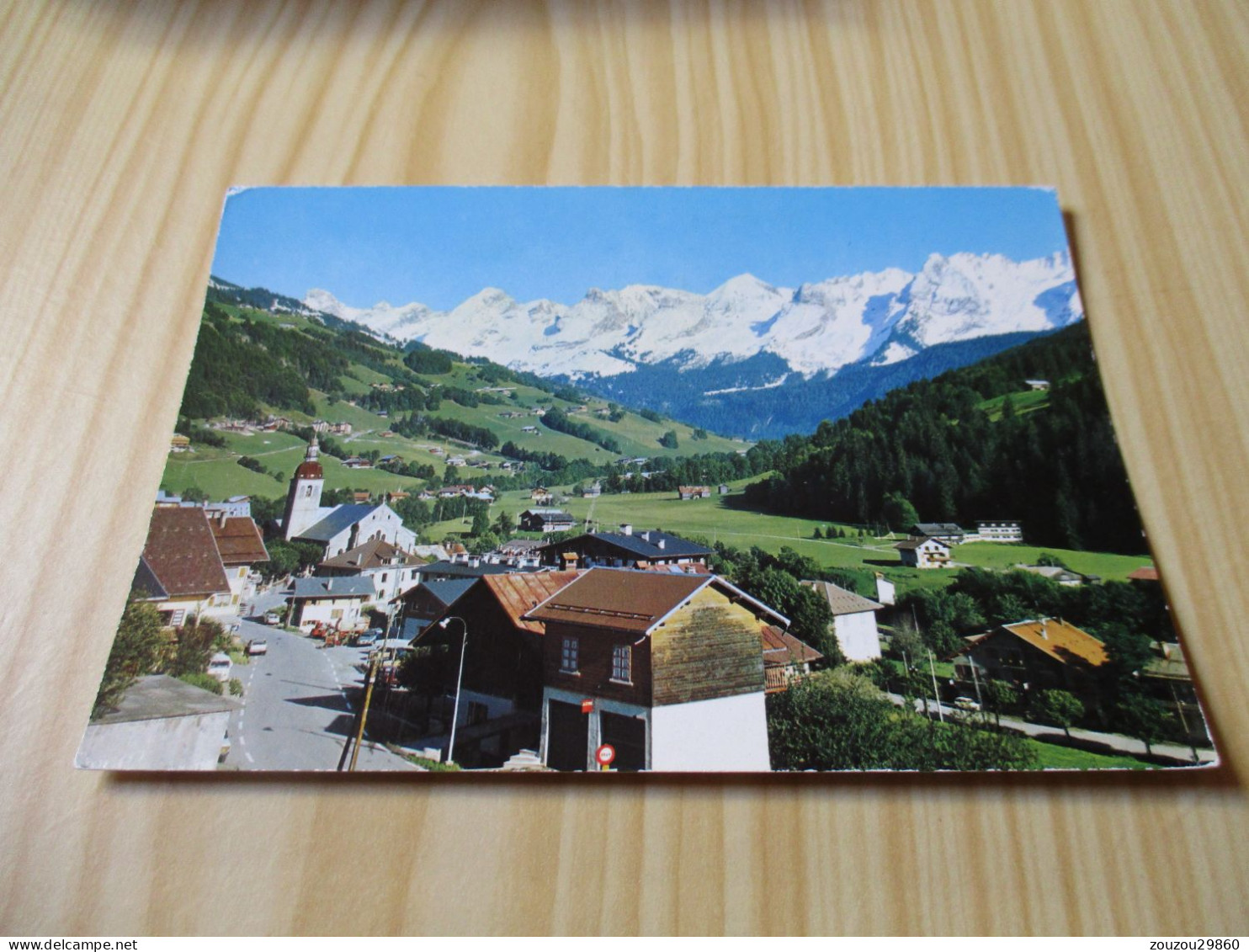 Le Grand Bornand  (74).Vue Générale Et La Chaîne Des Aravis. - Le Grand Bornand