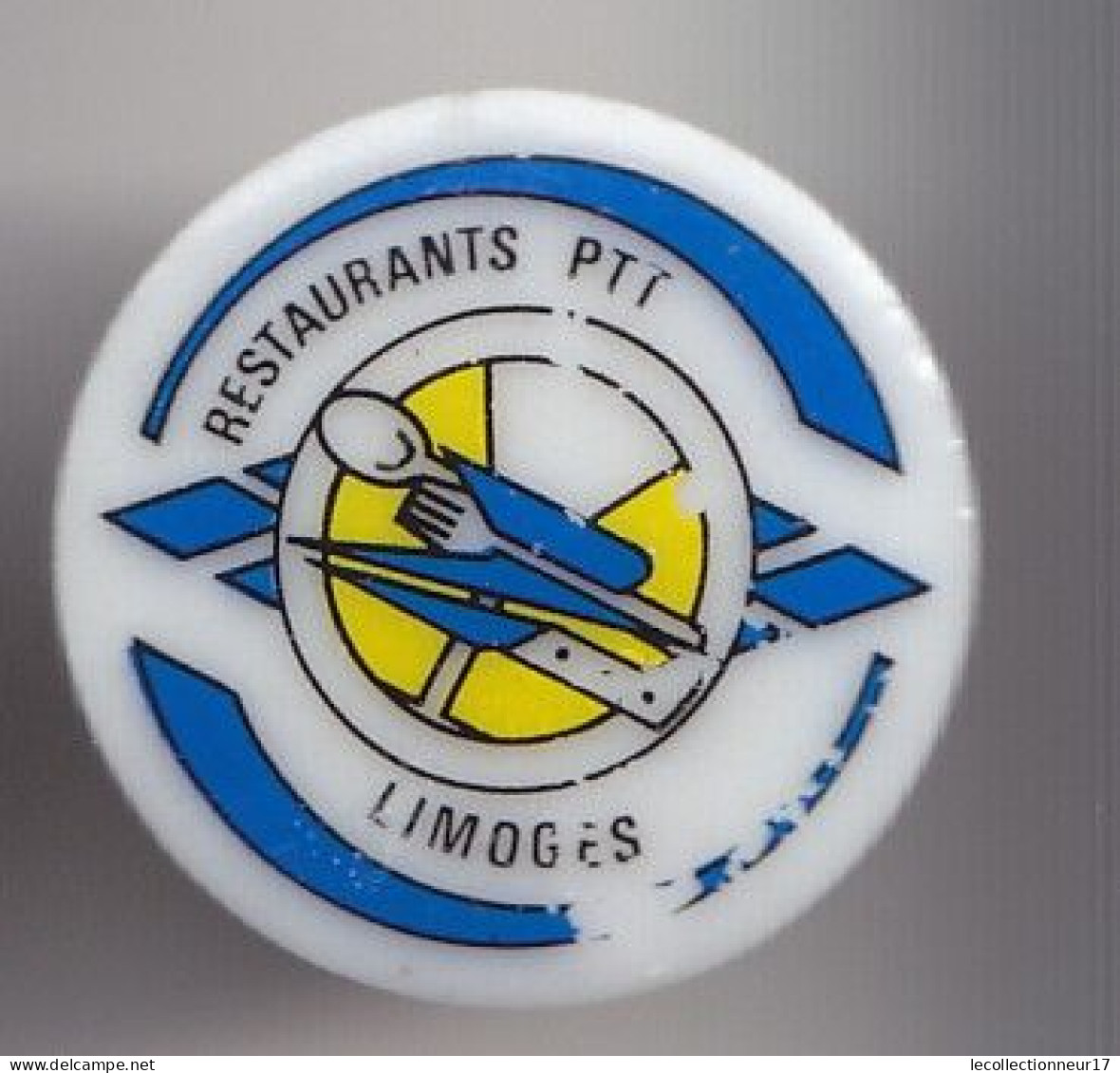 Pin's En Porcelaine  Thosca Limoges Restaurant PTT Limoges Limoges  Réf 7618JL - Mail Services