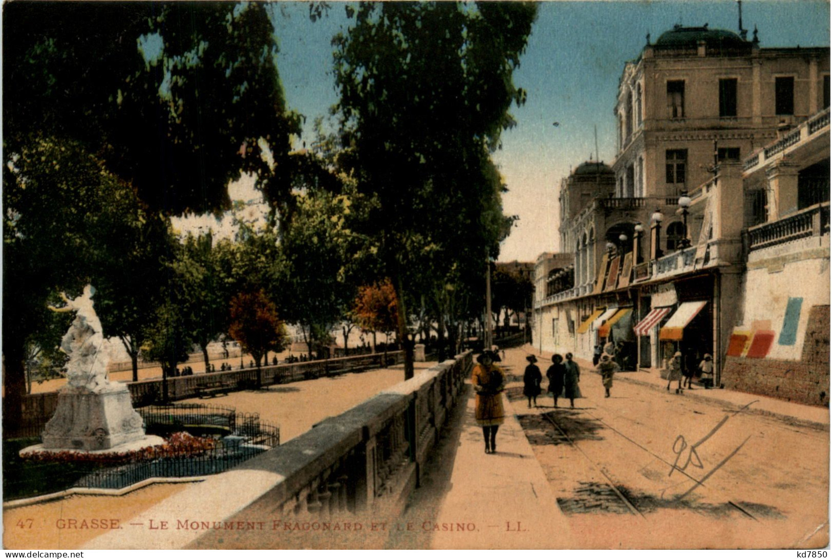 Grasse, Le Monument Fragonard Et Le Casino - Grasse