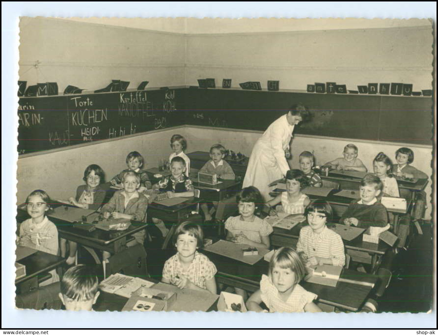 Y10704/ Schulklasse Schulkinder 1960  Foto AK  - Eerste Schooldag