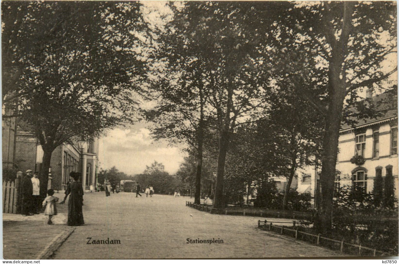 Zaandam - Stationsplein - Zaandam