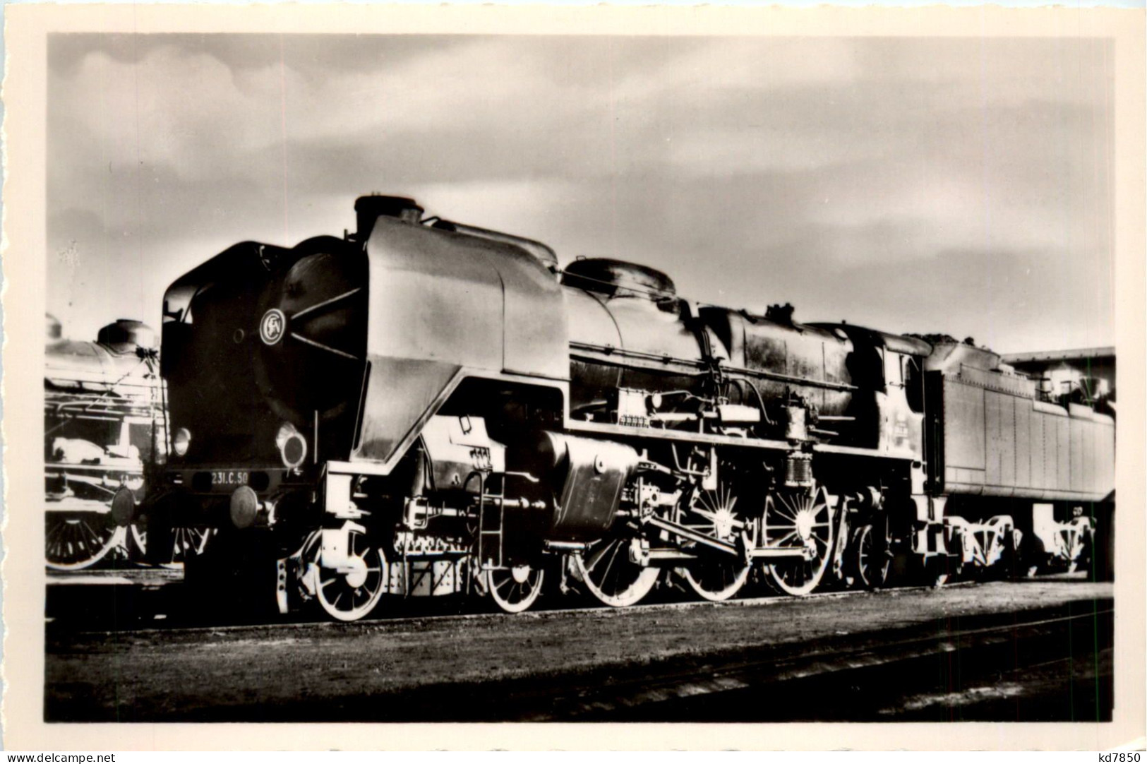 Locomotive 231 C49 - Trains