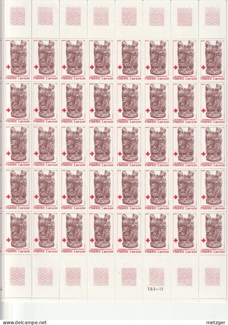 2 Feuilles Complètes De 50 Timbres Des N° 2116/17 Croix-Rouge 1980 - Feuilles Complètes