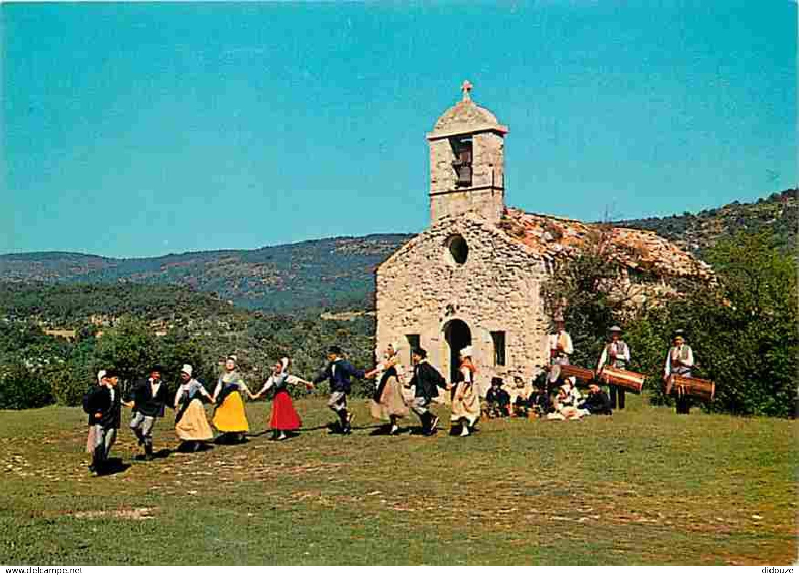 Folklore - Costumes - Provence - Farandole Provençale - Voir Scans Recto Verso - Trachten