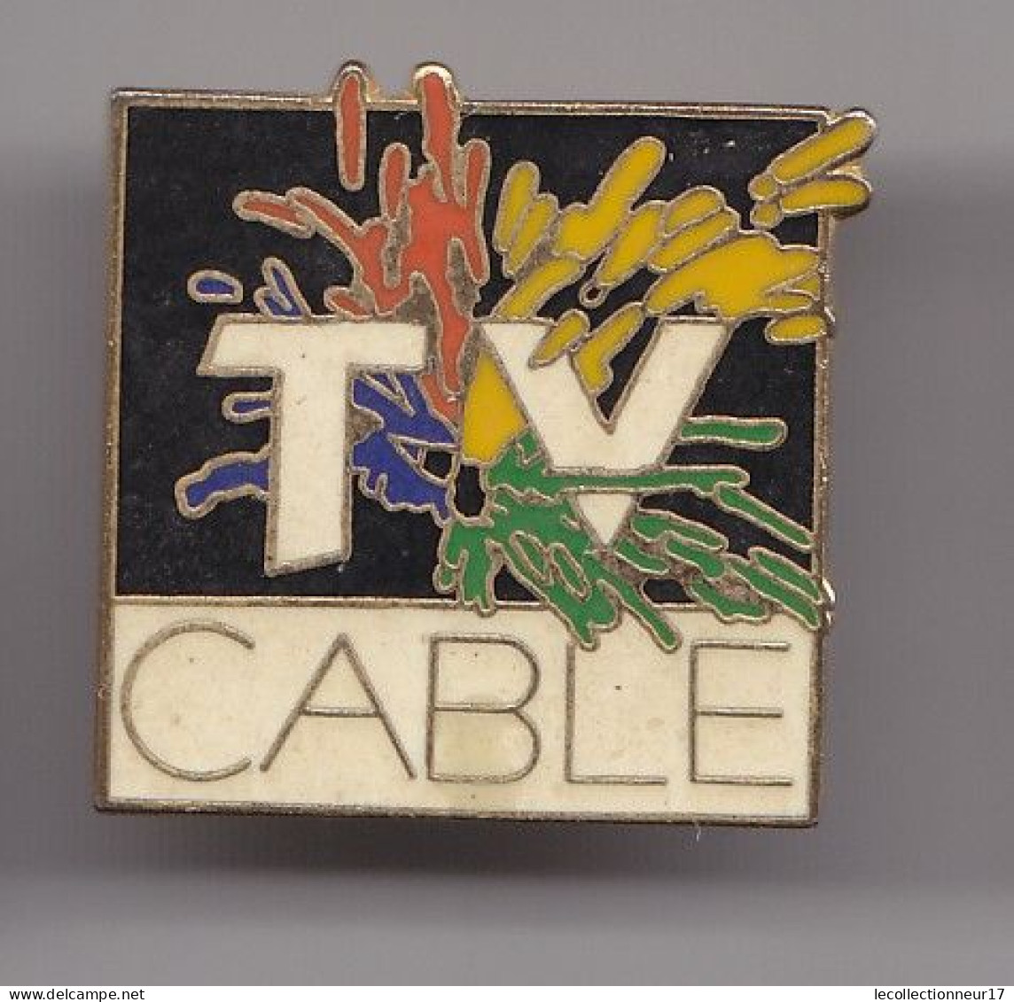 Pin's Médias TV Cable Réf 7274JL - Medien