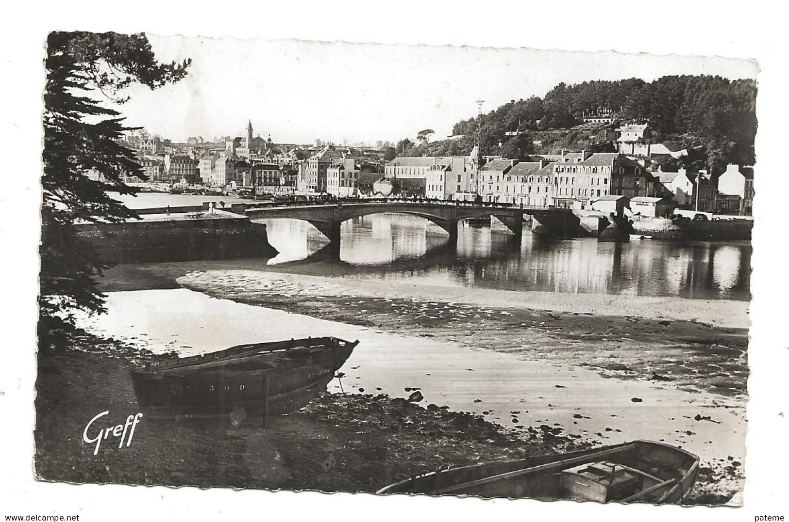 Audierne Le Pont  Sur Le Goyen Et La Ville - Audierne