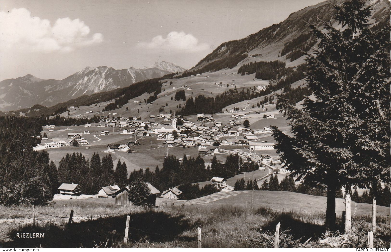 A 6991 RIEZLERN, Blick über Den Ort, 1963 - Kleinwalsertal