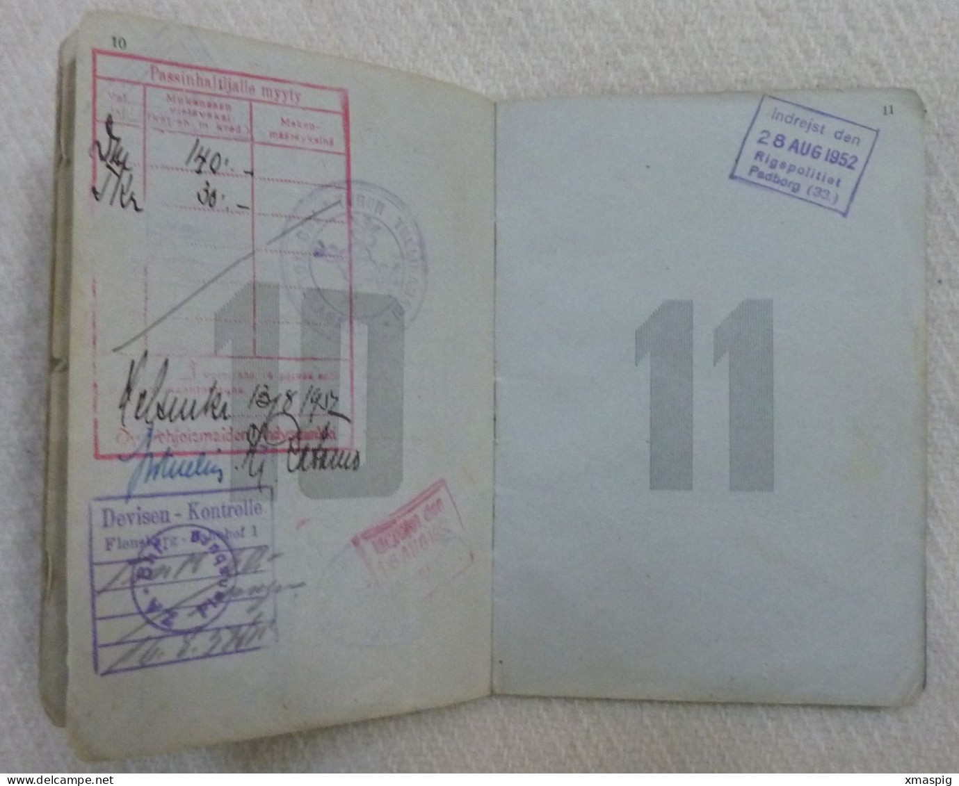 Passport Finland 1952 Reisepass Passeport Pasaporte Obsolete W Revenue Stamps - Documenti Storici