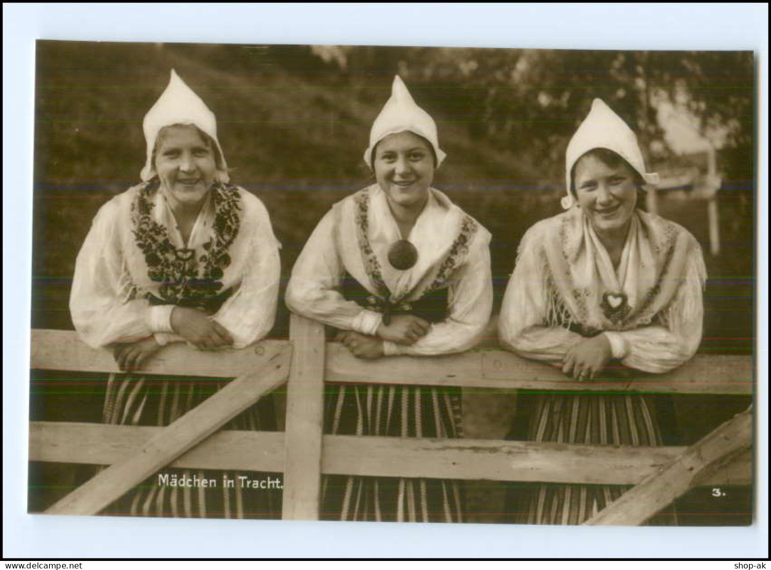 S3515/ Mädchen In Tracht Schweden Foto Trinks-Bildkarte AK-Format Ca.1925    - Schweden