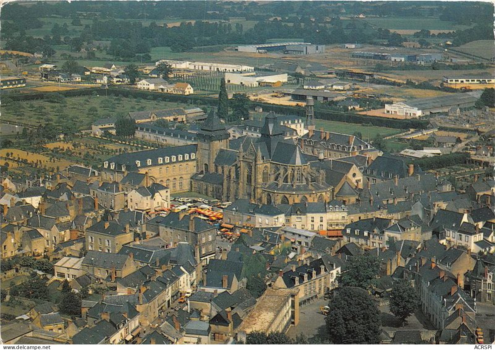 EVRON L Eglise Et Vue D Ensemble  22(scan Recto-verso) MA1705 - Evron